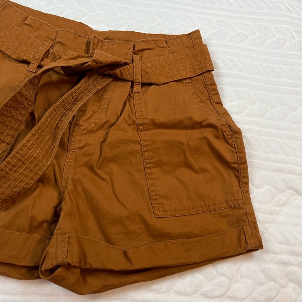 💗 Vanilla Star - Womans High Rise Cargo Shorts - Picture 2 of 8